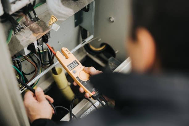 Best Licensed Electrician  in Sandy Oaks, TX