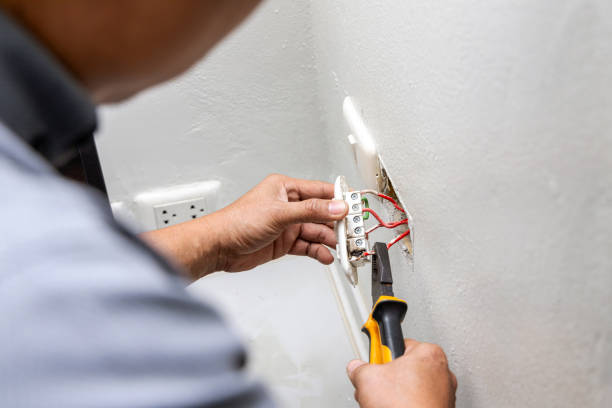 Best Electrician Near Me  in Sandy Oaks, TX